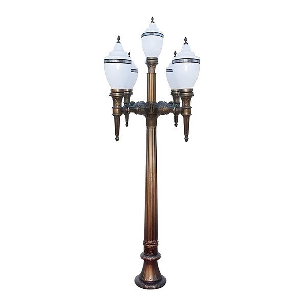 Elegant Colonial Garden Post